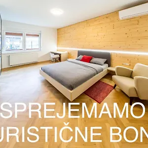 Kamr'ca , Lubiana Slovenia